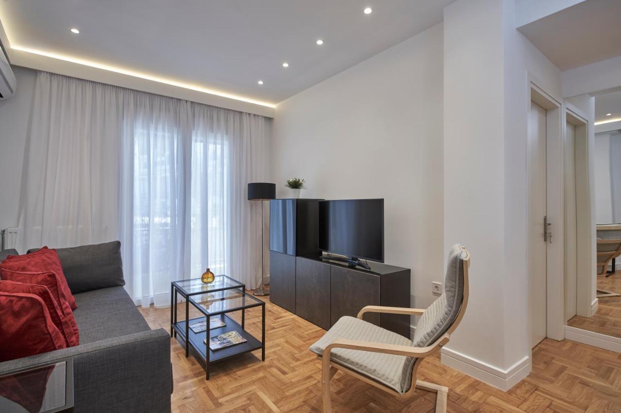 Hilton-Ilisia Park 2Bd Elite Living Apartment Athens Ngoại thất bức ảnh